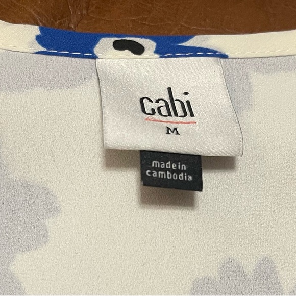 CAbi Blue and White Floral Long Sleeve Blouse - Picture 5 of 6